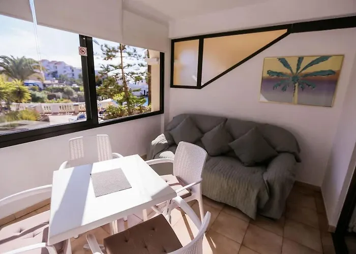 Castle Harbour 347 Inn