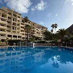 Castle Harbour 347 شقة